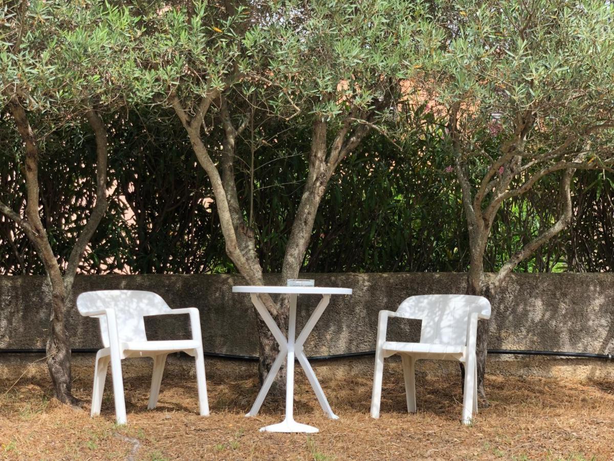Private Apartment With Garden Cannigione Luaran gambar
