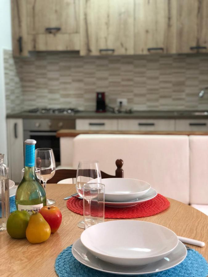 Private Apartment With Garden Cannigione Luaran gambar