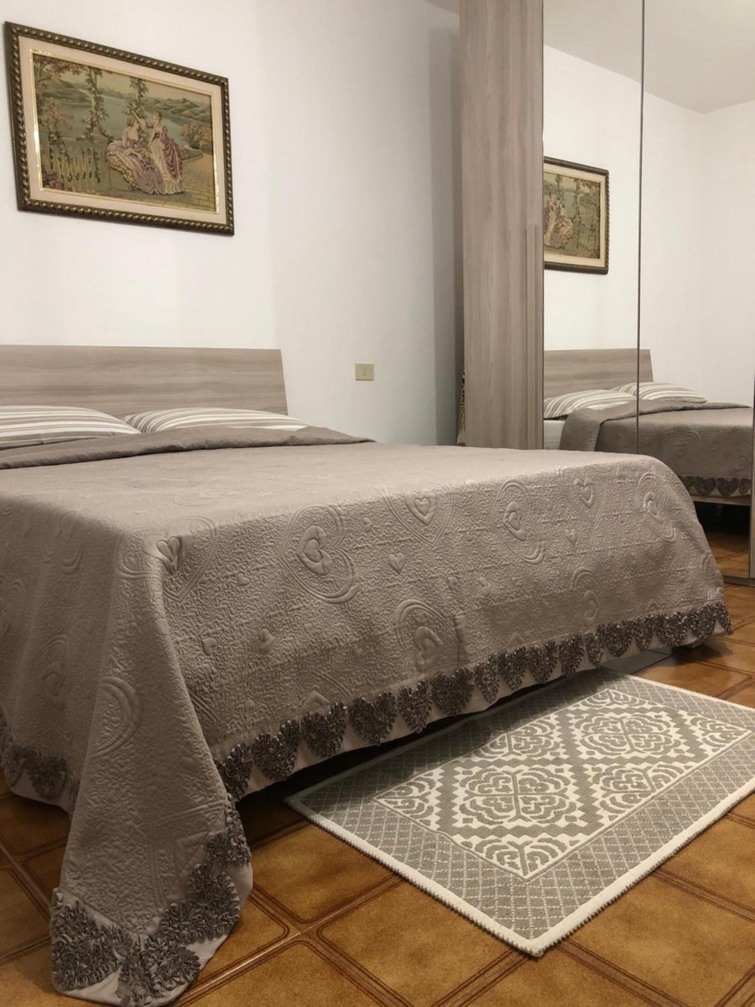 Private Apartment With Garden Cannigione Luaran gambar